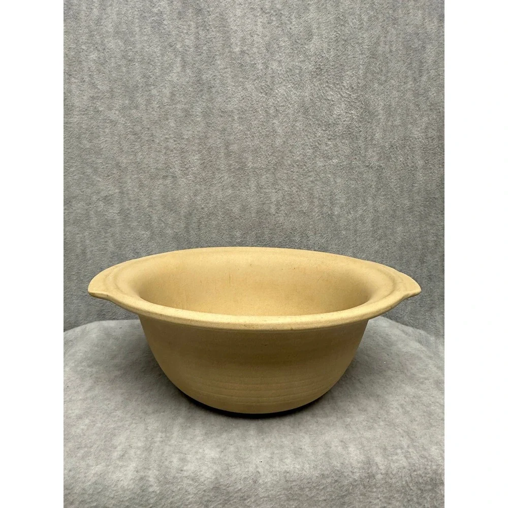 The Pampered‎ Chef Stoneware Baking Bowl Round 9 in Excellent Family Heritage